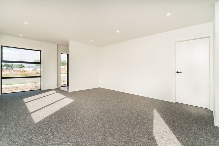 Photo of property in 55d Potter Avenue, Northcote, Auckland, 0627