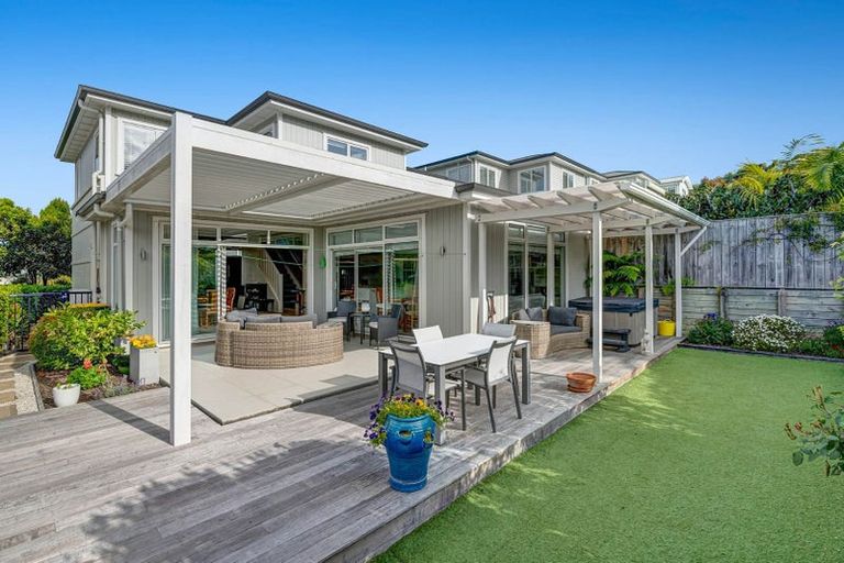 Photo of property in 61 Panorama Heights, Orewa, 0931