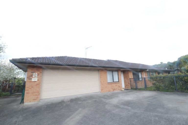 Photo of property in 12 Thomas Hamer Place, Greenhithe, Auckland, 0632