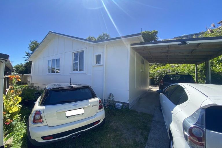 Photo of property in 110a Cook Street, Marfell, New Plymouth, 4310
