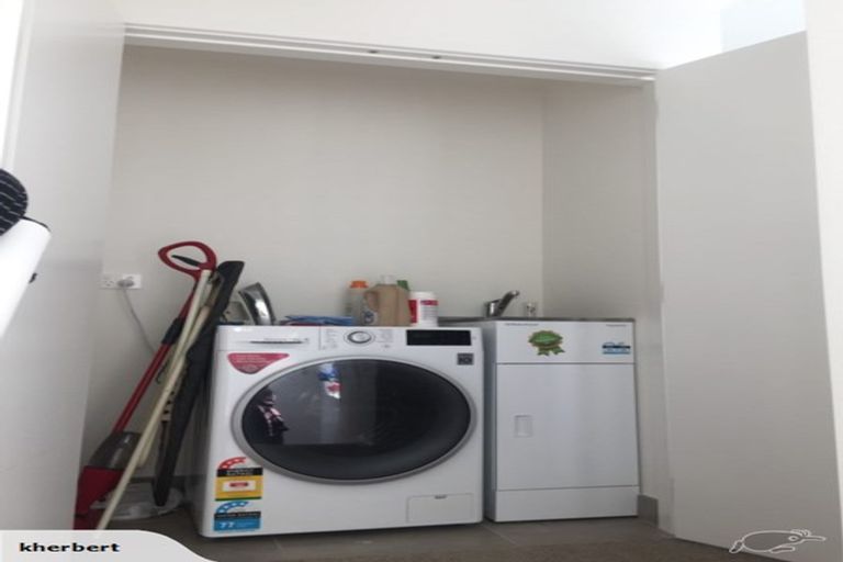 Photo of property in 22 Frank Gill Road, Hobsonville, Auckland, 0616