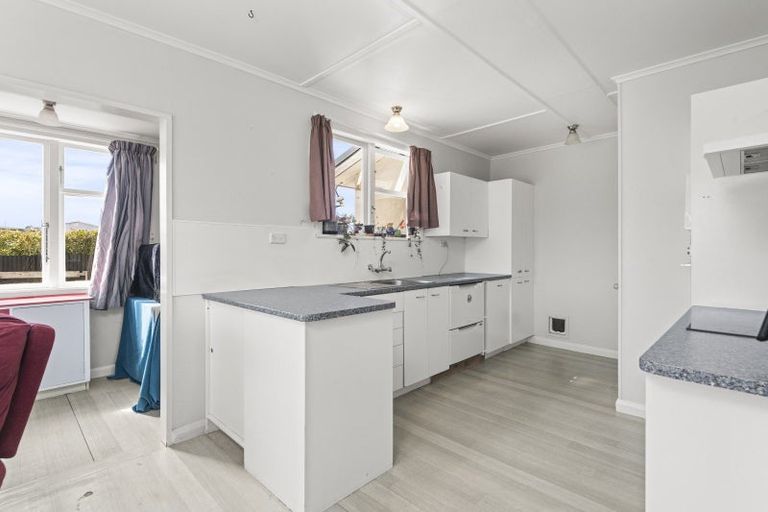 Photo of property in 7 Milne Street, Sanson, 4817