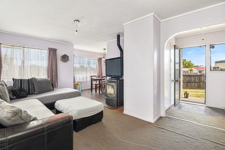 Photo of property in 75a Pohutukawa Drive, Owhata, Rotorua, 3010