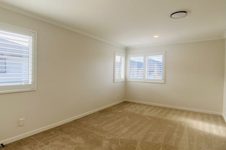 Photo of property in 21 Hangar Lane, Whenuapai, Auckland, 0618