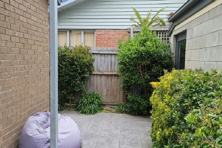 Photo of property in 300 Riccarton Road, Upper Riccarton, Christchurch, 8041