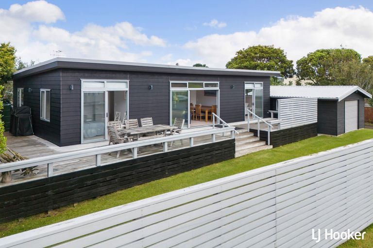 Photo of property in 3 Edwards Street, Waihi Beach, 3611