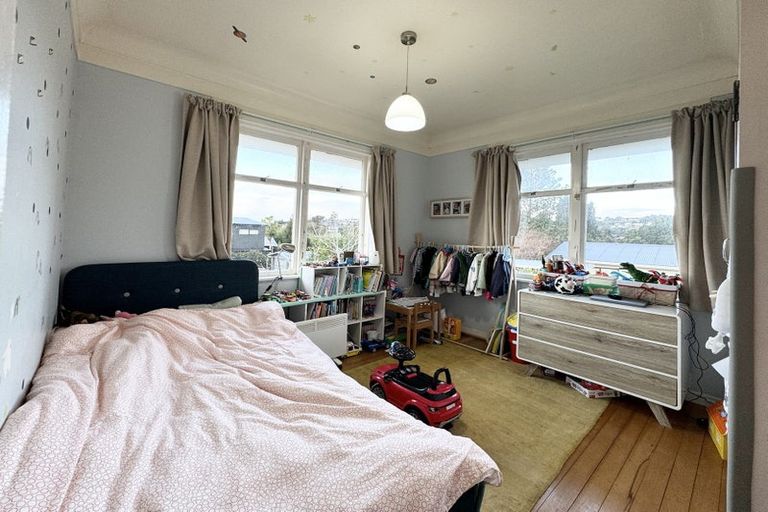 Photo of property in 54 Seymour Road, Sunnyvale, Auckland, 0612