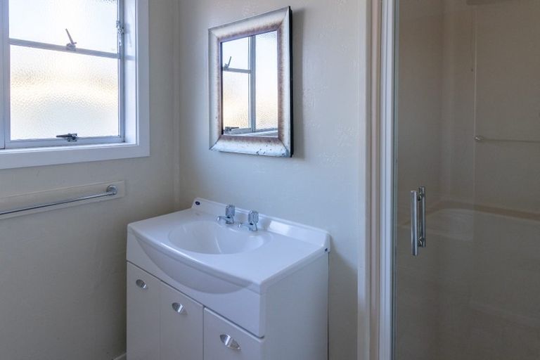 Photo of property in 74 Forfar Crescent, Rockdale, Invercargill, 9812