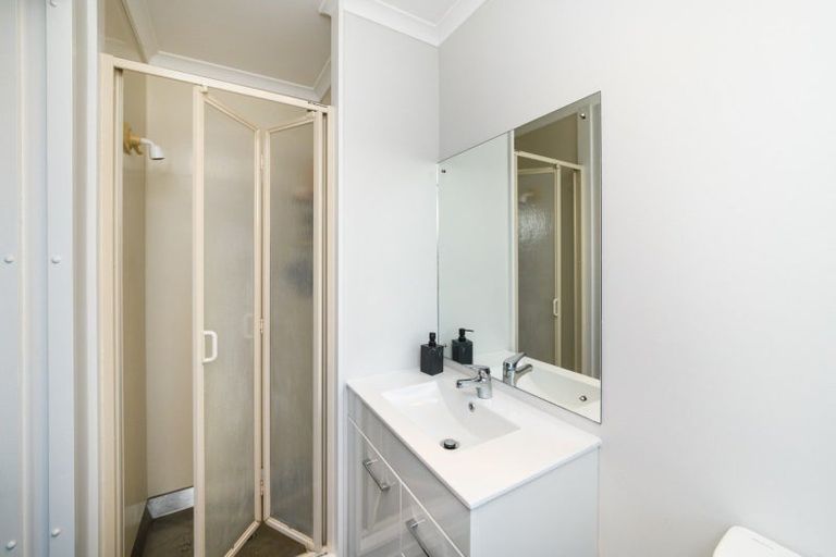 Photo of property in 10 Parnell Heights Drive, Kelvin Grove, Palmerston North, 4414