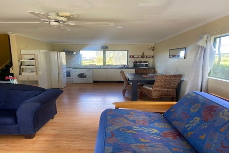 Photo of property in 335b Te Hutewai Road, Raglan, 3296