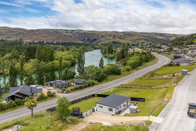 Photo of property in 46 Selkirk Street, Roxburgh, 9500