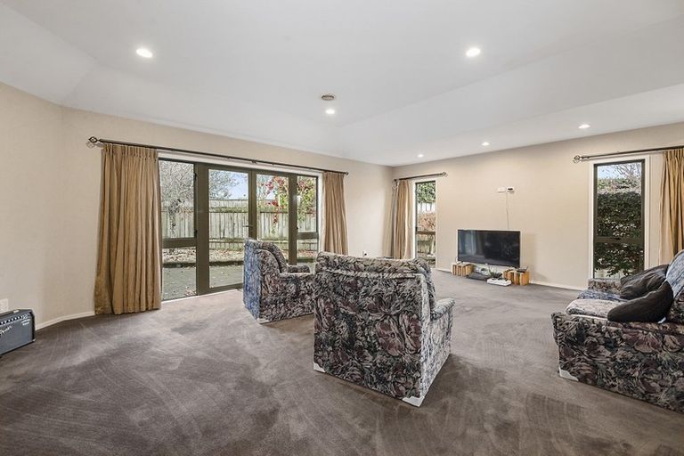 Photo of property in 31 Carter Drive, Pomare, Rotorua, 3015