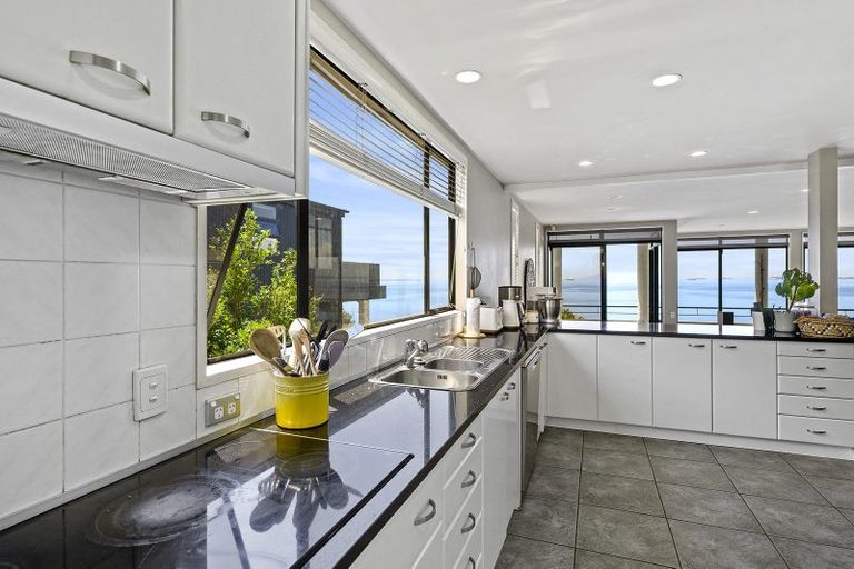 Photo of property in 119 Churchill Road, Rothesay Bay, Auckland, 0630