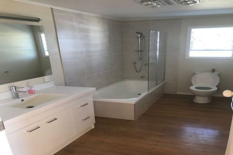 Photo of property in 27 Bowen Street, Cambridge, 3434