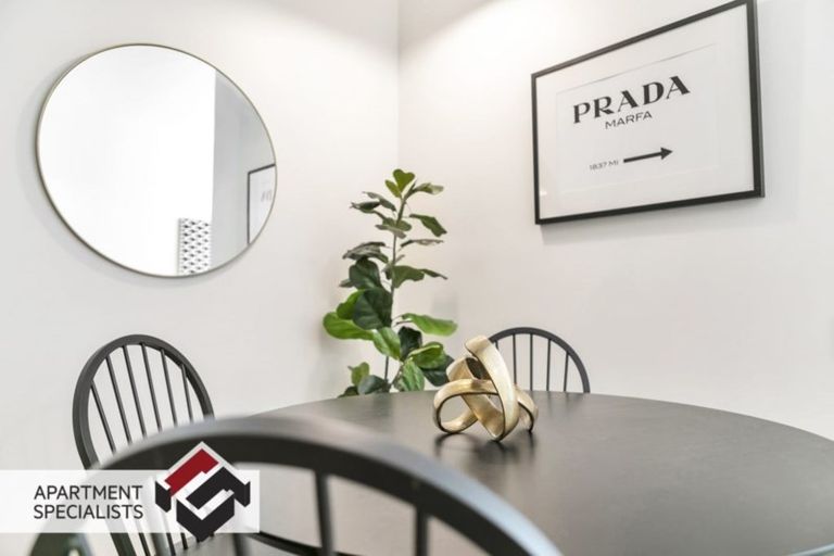 Photo of property in 6 Victoria Street, Hawera, 4610