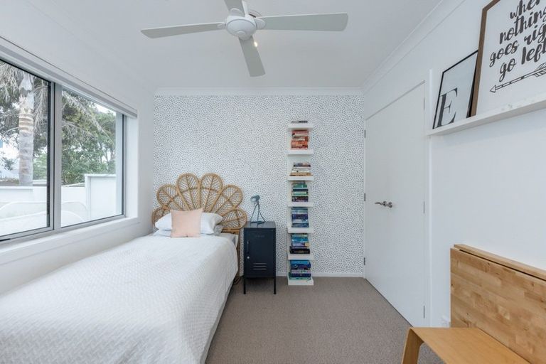 Photo of property in 60 Le Quesne Road, Bay View, Napier, 4104