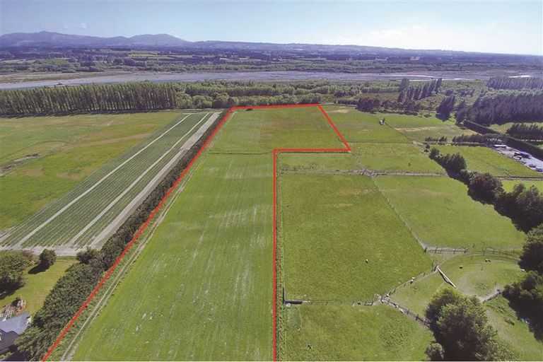 Photo of property in 586 Mount Thomas Road, Fernside, Rangiora, 7471