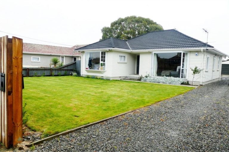 Photo of property in 121 Pages Road, Wainoni, Christchurch, 8061