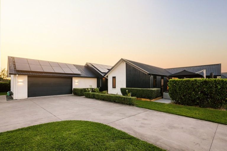 Photo of property in 7 Moemoea Place, Cambridge, 3434