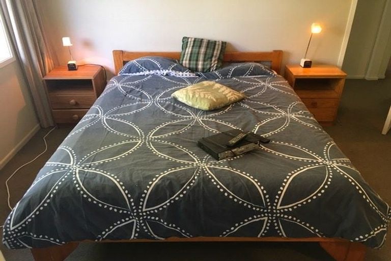 Photo of property in 14 Frye Crescent, Albert Town, Wanaka, 9305