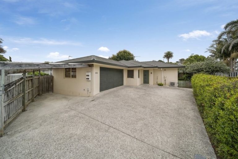 Photo of property in 42a Lisa Rise, Half Moon Bay, Auckland, 2012