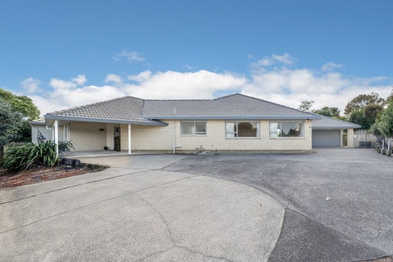 Photo of property in 66 Golfland Drive, Golflands, Auckland, 2013