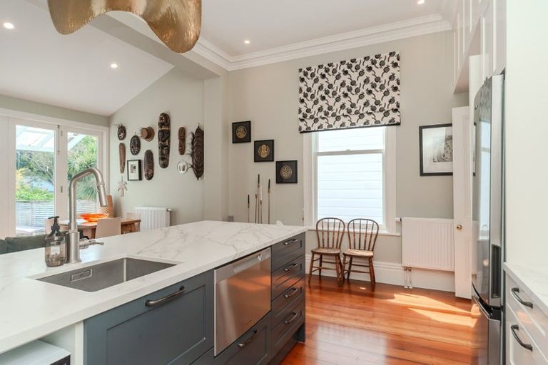 Photo of property in 100 Rintoul Street, Newtown, Wellington, 6021