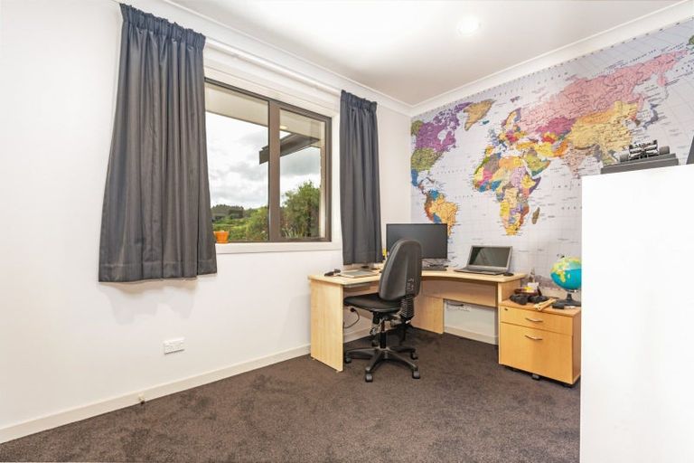 Photo of property in 78 County Heights Drive, Aokautere, 4471