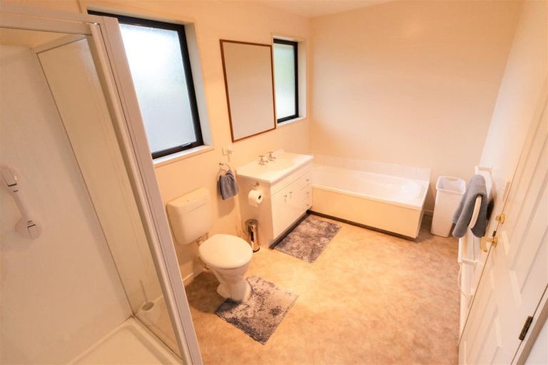 Photo of property in 26a Crofton Road, Harewood, Christchurch, 8051