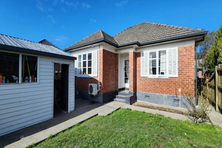 Photo of property in 105 Peverel Street, Riccarton, Christchurch, 8041