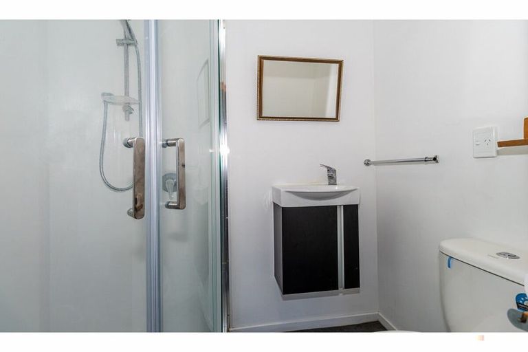 Photo of property in 19 Timaru Road, Waimate, 7924