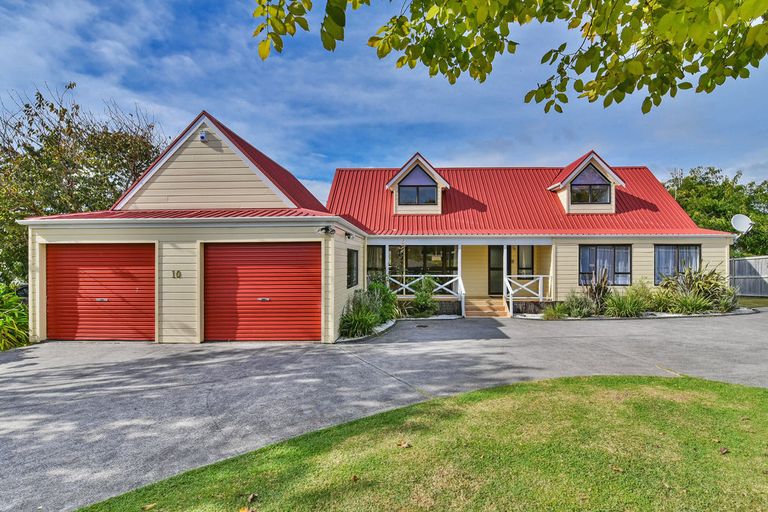 Photo of property in 10 Lorelei Place, Opaheke, Papakura, 2113