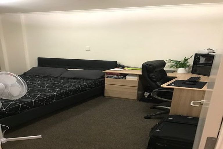 Photo of property in Monvie Apartments, 101/15 Holland Street, Te Aro, Wellington, 6011