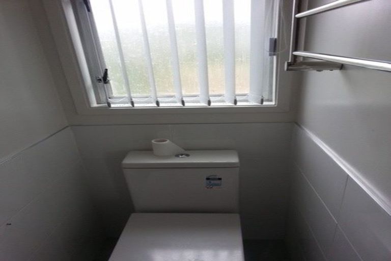 Photo of property in 1/60 Mcleod Road, Te Atatu South, Auckland, 0610