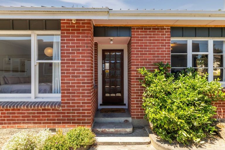 Photo of property in 1/11 Clouston Street, Saint Martins, Christchurch, 8022