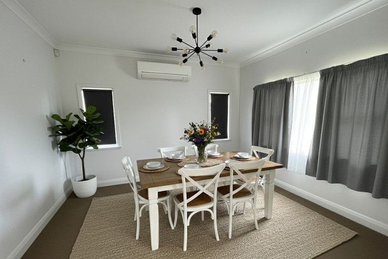 Photo of property in 1/18 Coles Crescent, Papakura, 2110