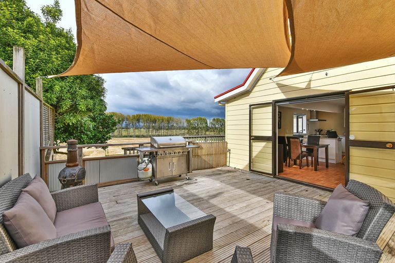 Photo of property in 10 Lorelei Place, Opaheke, Papakura, 2113