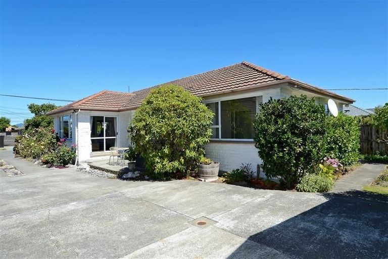 Photo of property in 49 Farrington Avenue, Bishopdale, Christchurch, 8053