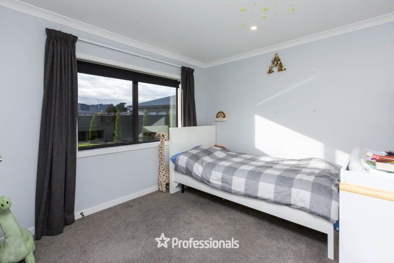 Photo of property in 10 Kerrigan Crescent, Wallaceville, Upper Hutt, 5018