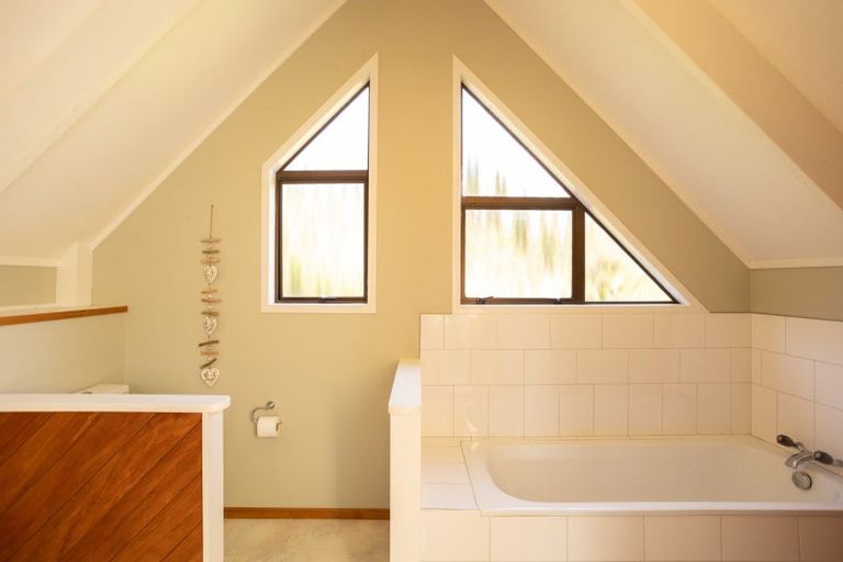 Photo of property in 15 Irishtown Road, Kuaotunu, Whitianga, 3592