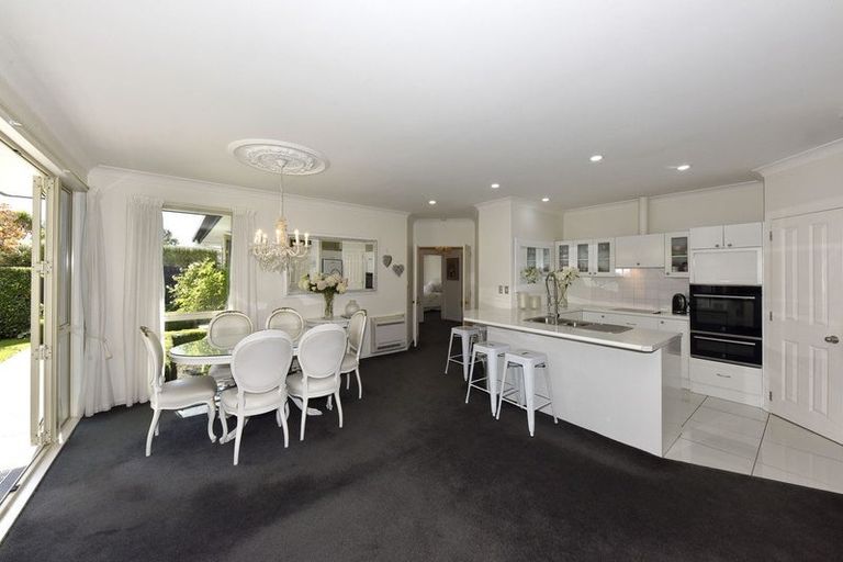 Photo of property in 96a Milns Road, Halswell, Christchurch, 8025