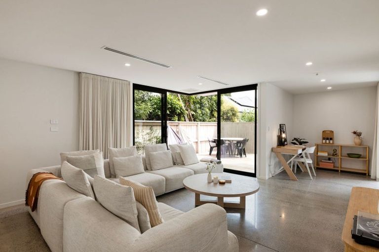 Photo of property in 109e Taylor Street, Cambridge, 3434