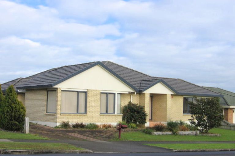 Photo of property in 106 Westerham Drive, Dannemora, Auckland, 2016