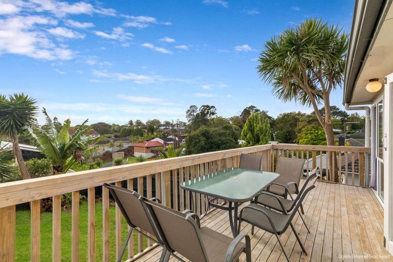 Photo of property in 24 Willerton Avenue, New Lynn, Auckland, 0600