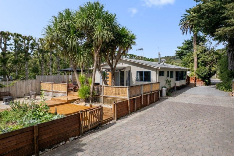 Photo of property in 415 Welcome Bay Road, Welcome Bay, Tauranga, 3175