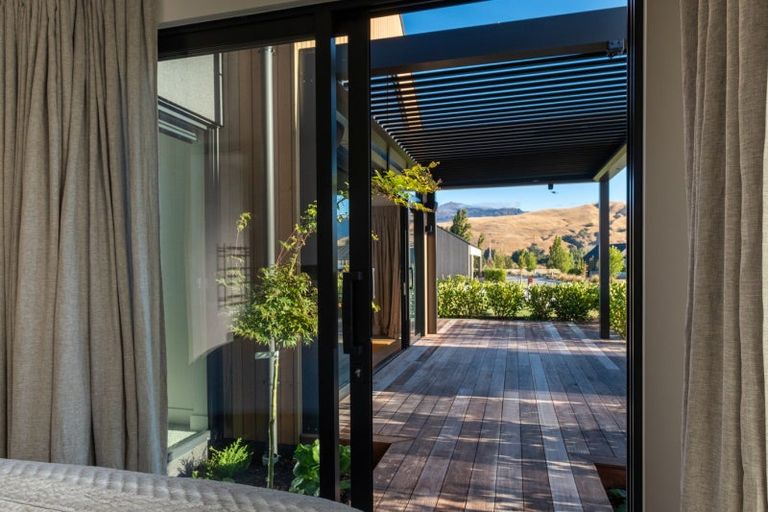 Photo of property in Kawarau Heights, 22 Kawarau Heights Boulevard, Lake Hayes, Queenstown, 9304