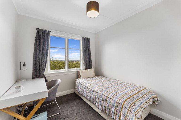 Photo of property in 39 Forfar Street, Clyde Hill, Dunedin, 9011