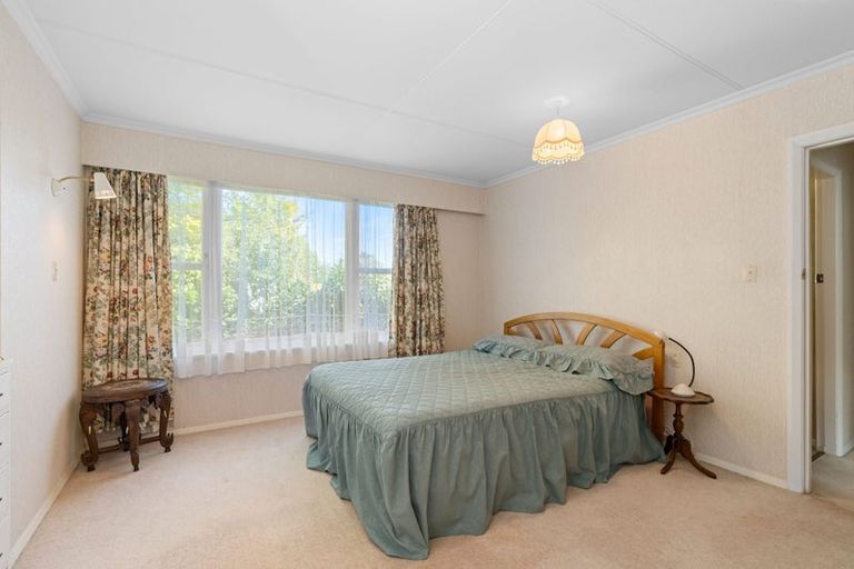 Photo of property in 89 Kawiu Road, Levin, 5510