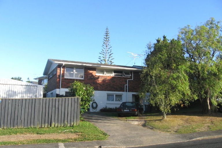 Photo of property in 1 Mountbatten Avenue, Hillcrest, Auckland, 0627