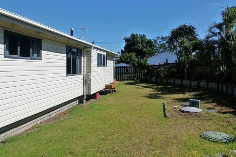 Photo of property in 20 Marsden Point Road, Ruakaka, 0116